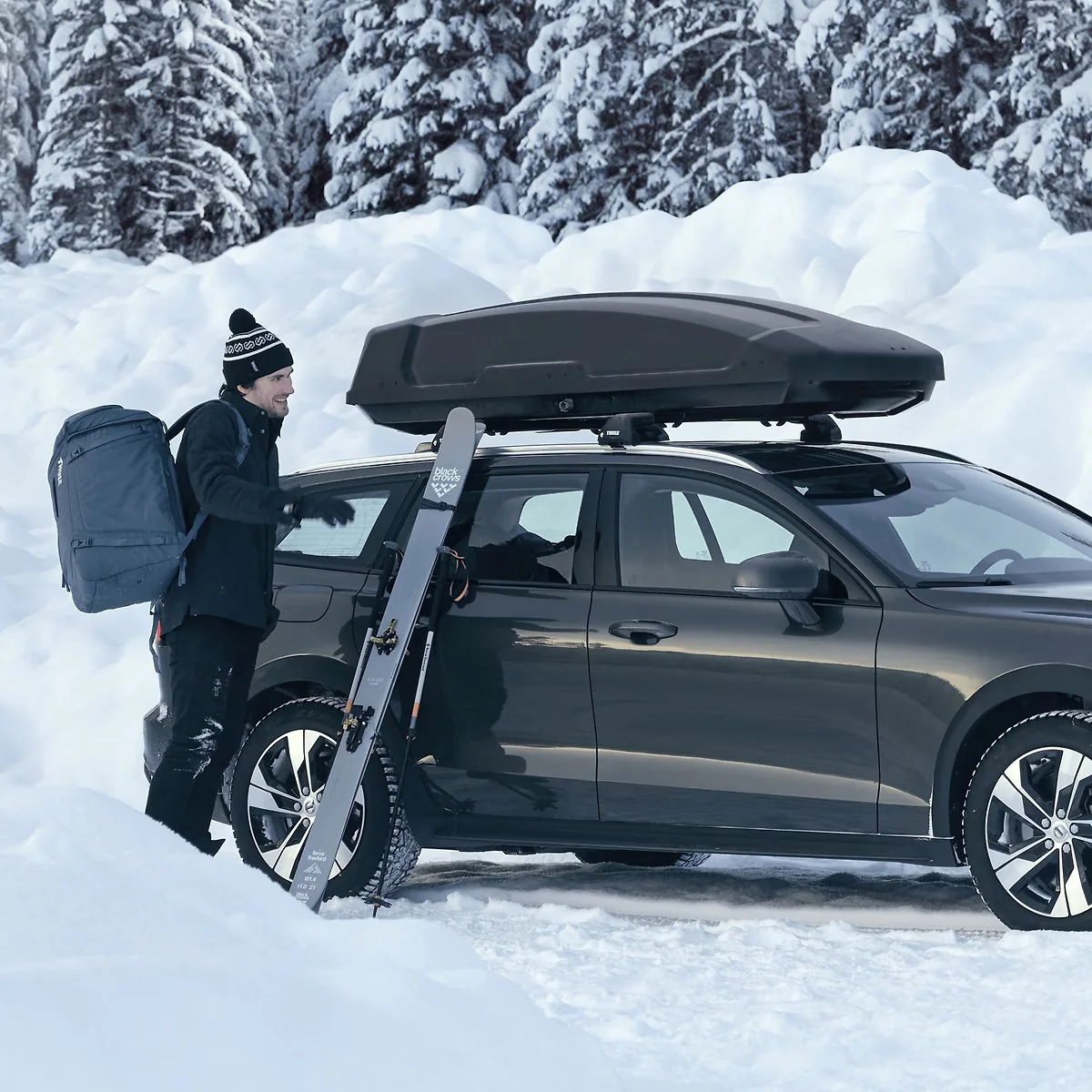 Roof Rack Accessory: Cargo Box - Image 4